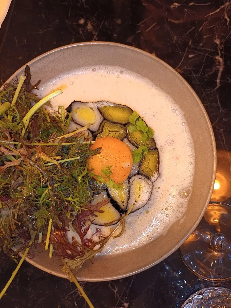 Poireau Avec Oeuf Confit